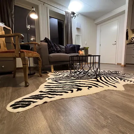Moderne Med 2 Soverom For Jobb Og Ferie Raufoss