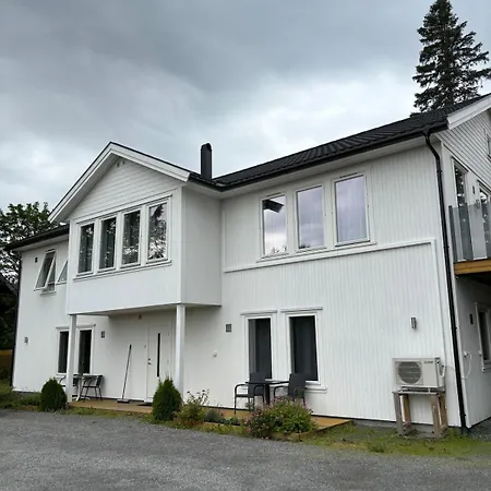 아파트 Moderne Med 2 Soverom For Jobb Og Ferie Raufoss